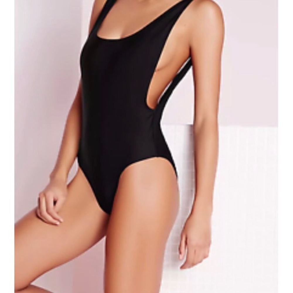 *Never Worn* High Leg Drop Side Swimsuit